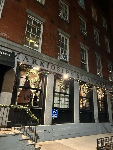 New York | A Delicious Hidden Steakhouse 🍖