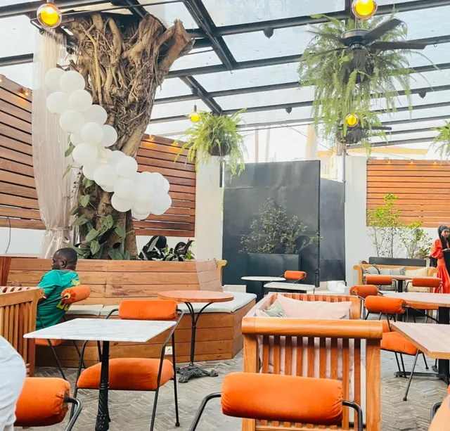 Yaoundé Dining | Tassa Restaurant Review