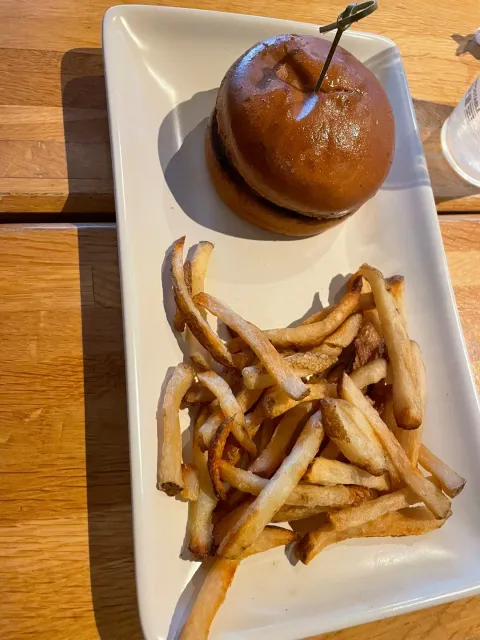 🌿 Organic, Gluten-Free & Dairy-Free Options – A Safe & Delicious Have