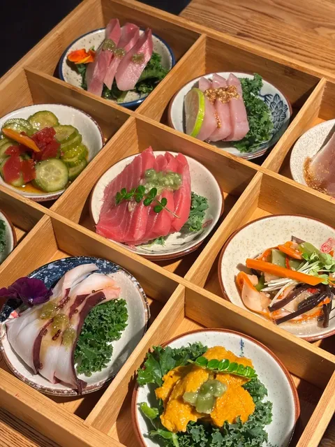 🦪 LA Puente’s Crazy Rock’n Sushi: 50% Off Oysters & Rolls! 🍣