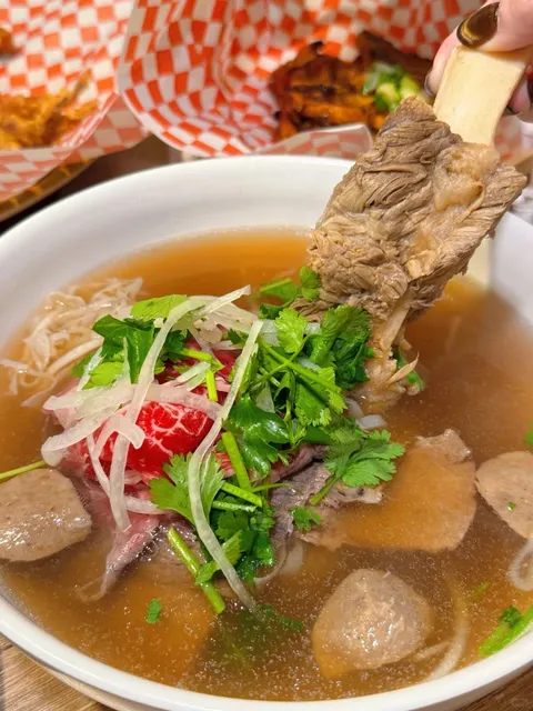 Pasadena – Low-Key Yet Beautiful Vietnamese Food 