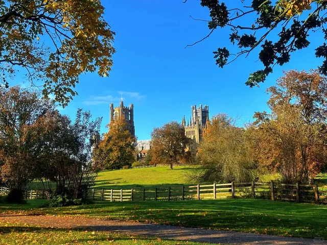 🇬🇧 Cambridge’s Back Garden – 「Ely」
