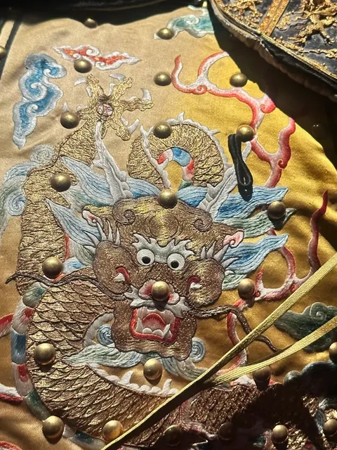 Emperor Qianlong’s "Ceremonial Armor" Hidden Gem! 🏛️🐉