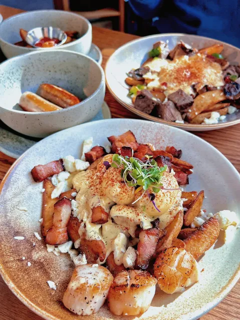 🍳 Burnaby’s Brunch Crown Belongs to OEB – Here’s Why!  