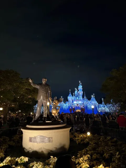 California Disneyland｜1‑Day 2‑Parks Guide After the Rain 🌈