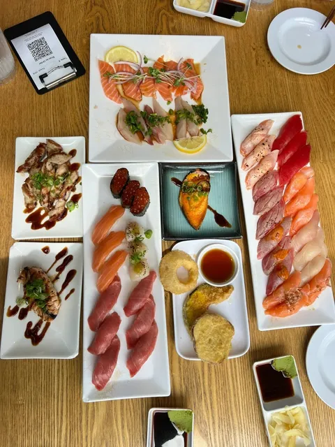 All-You-Can-Eat Sushi for $20! 🍣 Less Rice, More Fish—Great Value! 💥