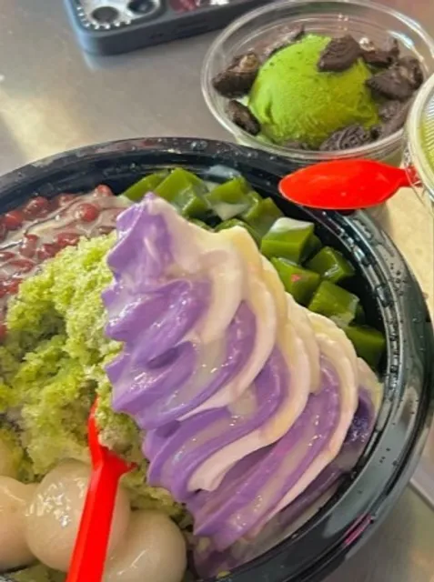 🍵 Meccha Matcha: A Vibrant Green Oasis in Pittsburgh 🌿