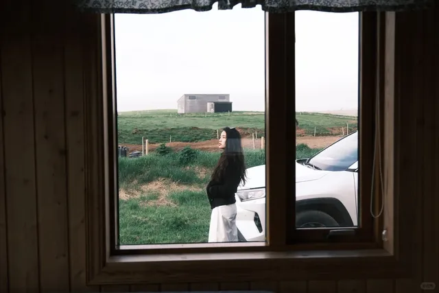 Iceland Accommodation Guide: Why Rural Stays Beat City Hotels