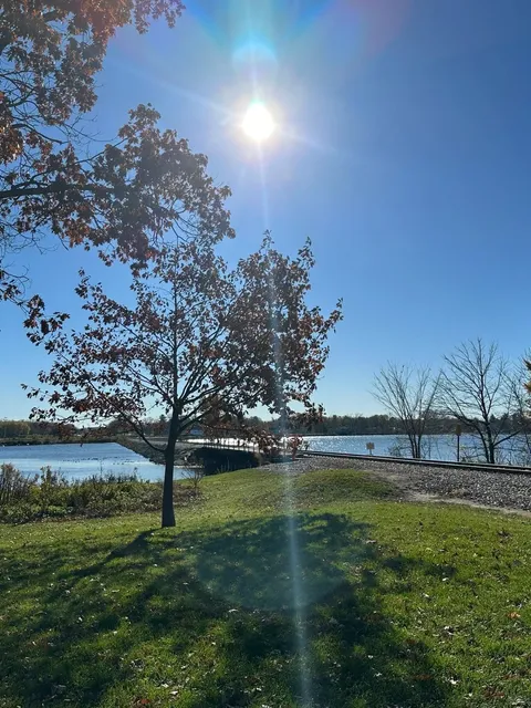 🌊 Madison Life | The Breathtaking Blue of Lake Monona