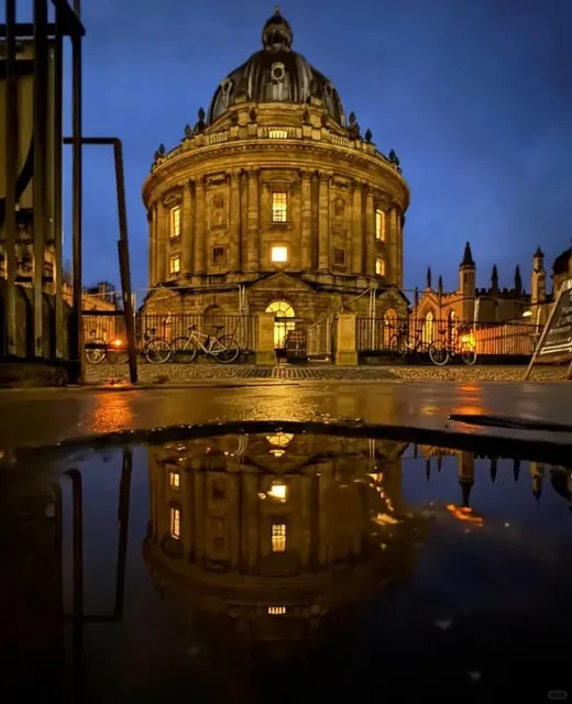 Oxford may be small, but it's absolutely worth exploring! 🎓✨