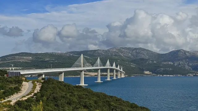 🌄🌉 Witnessing History: Croatia’s Pelješac Bridge Opens! 🌊💫