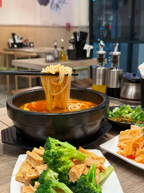 San Gabriel Budget Pick: $15 Bridge Noodles