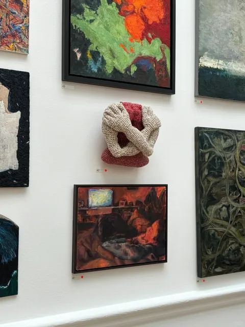 What are the London workers up to on their day off on Friday? 🤓