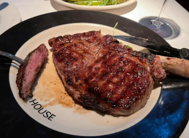 Anna The Chop House-Steak-like atmosphere restaurant