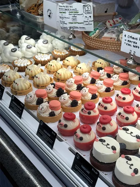 New York | Bibble & Sip: Matcha Mousse and Crispy Mini Cakes (2)🍵