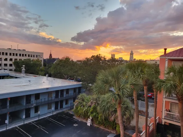 A Hotel Gem! 💎🏨