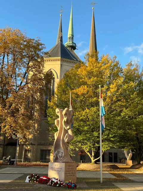 European Travel Diary 🇱🇺 | Luxembourg Day Trip Guide