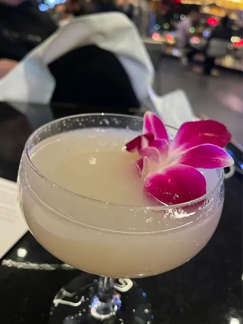 New American Creative Cuisine: Spago, Former 2-Michelin-Star Spot