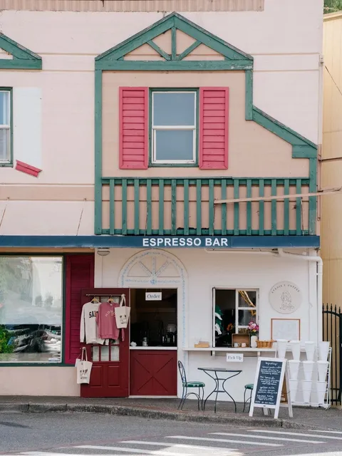 ​​Poulsbo - Seattle's Colorful Norwegian Escape! 🇳🇴🌈​​