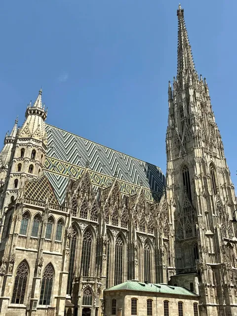 🇦🇹 Vienna’s architecture has a unique kind of beauty 🏛️
