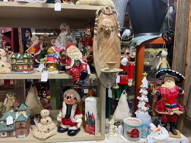 Charming Helotes – A Hidden Gem Near San Antonio! 🎉