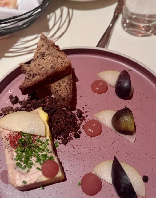  Boston's Timeless French Fine Dining for Romantic Nights