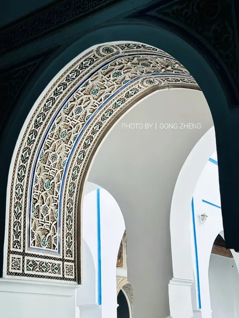 Bahia Palace: Marrakech’s 19th-Century Jewel of Moroccan Artistry! 🇲