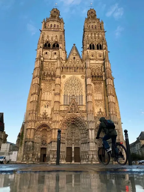 🇫🇷 Tours Citywalk: From Cathedrals to Hidden Alleys ✨