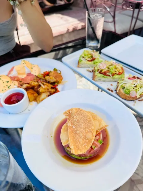 🇺🇸 LA | A Dual Brunch & Dinner Spot Under One Roof! 🍽️✨