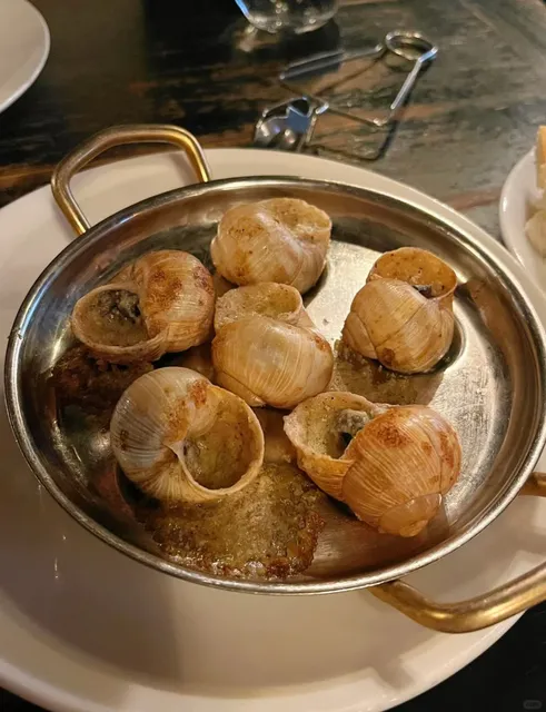 🍽️ Discovering Paris: Must-Try French Delicacies (Part One)