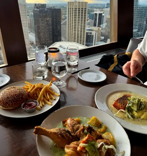 ✨ Calgary 360° Revolving Restaurant Experience ✨