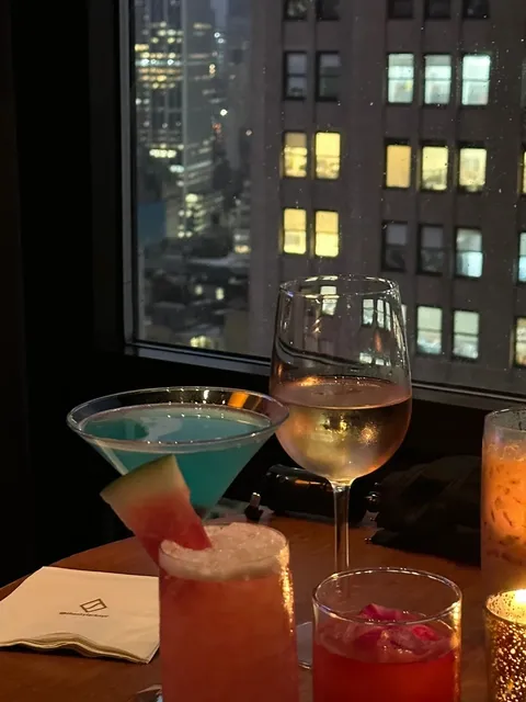 NYC | Skylark – Midtown Rooftop Drinks with a View 🥂🌆