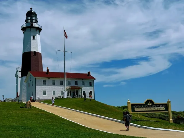  Montauk Lighthouse - Where the Atlantic Meets the Edge of Long Island