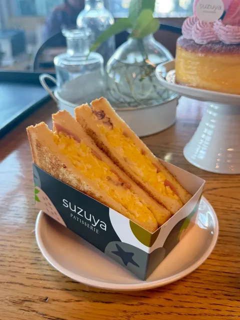 🍰 Las Vegas Dessert Shop | A Day Controlled by Cheesecake! 🧀