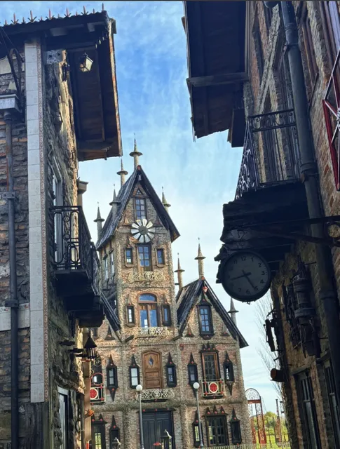 Campanópolis | Buenos Aires' Secret Medieval Wonderland​​