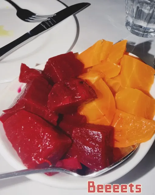 🍖 Boston's Noisiest Greek Restaurant? The Kebabs Make Up for It