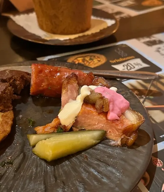 🇱🇹 Vilnius' Hidden Medieval Feast: Bernelių Užeiga