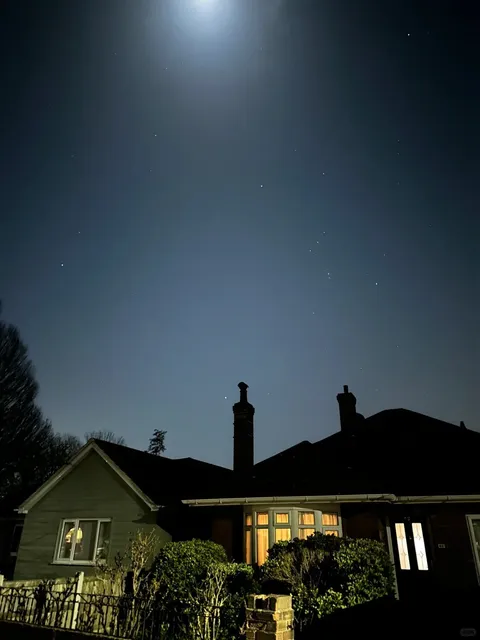 🇬🇧 Who Wouldn’t Love a Solo Trip? — Colchester Edition