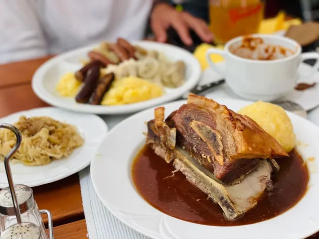 🇩🇪 Nuremberg Foodie Guide: A Flavorful Assault of German Classics