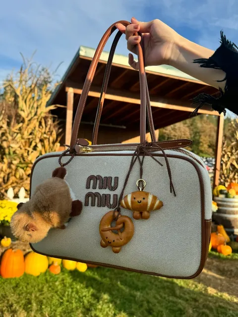 Autumn in Seattle | Pumpkin Farm Fun 🎃