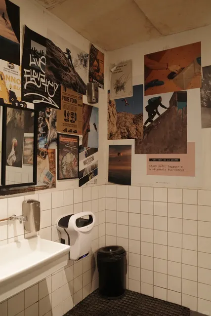 Unlock a New Way to Travel: A Rock Climbing Beginner's Adventure 