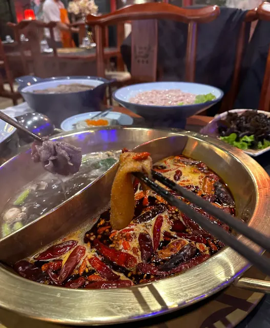 Savoring Paris: Hotpot Adventures 🍲