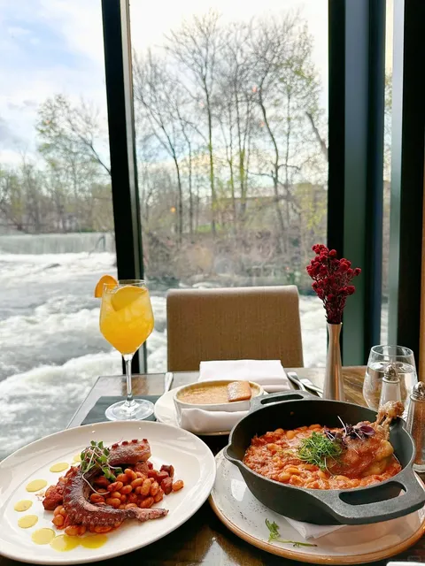 ​​The Roundhouse: Waterfall Dining Just 90 Mins from NYC! 🌊​​