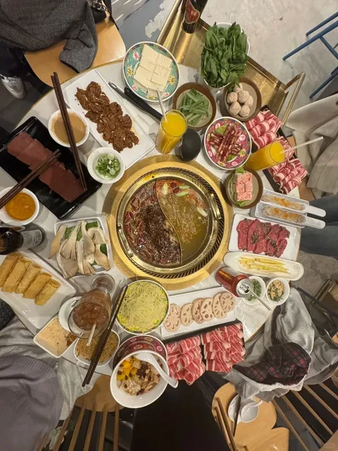 A £30 Per Person Hot Pot Feast in London😭