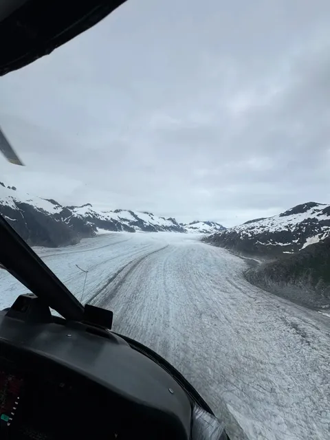 Alaska Cruise Travel – Juneau Guide 🚢🏔️