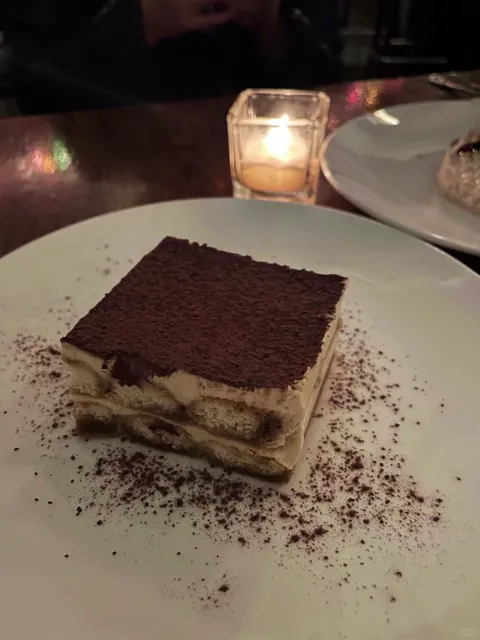 Pittsburgh Food Review  Second Visit, and the Tiramisu Stole the Show!