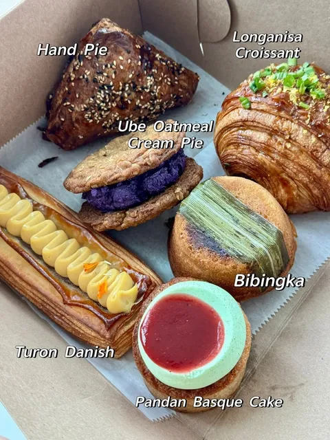 🥐 Chicago Bakery | Filipino-Inspired Treats at Del Sur 🥥