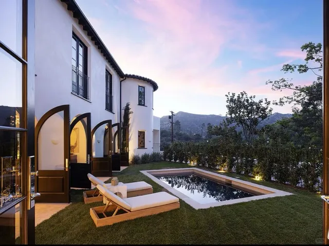 🏡 Los Angeles | Stunning 2-Acre Spanish-Style Estate Retreat ✨