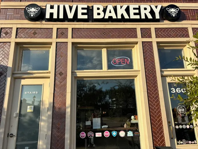 🍰 Dallas Bakery | Hive Bakery - A Sweet Discovery!