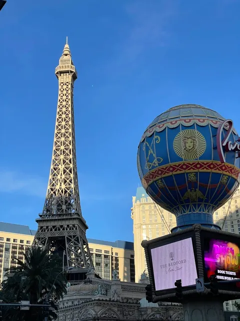 Having a Blast in Vegas! ⛱️
